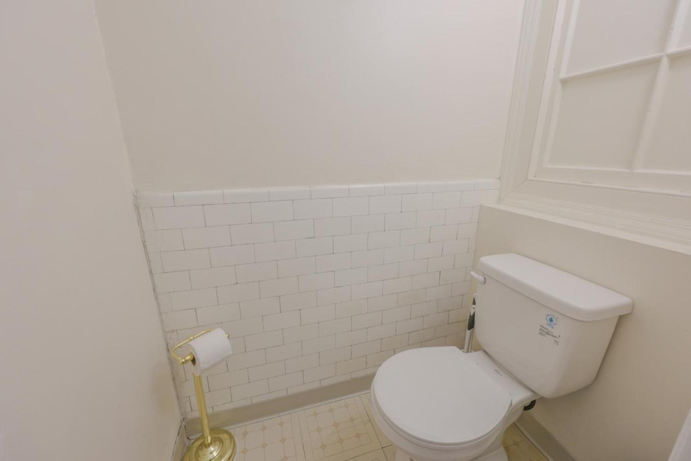 Apartment Large Victorian Back Bay 1br